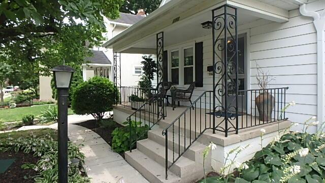 1483 Elmwood Ave, Columbus, OH 43212 - property entrance featuring covered porch