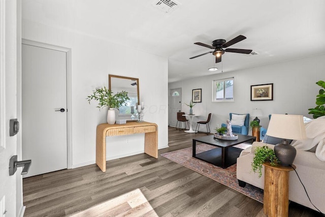 1556 Vilardo Ln, Columbus, OH 43227 - living area featuring wood finished floors and ceiling fan