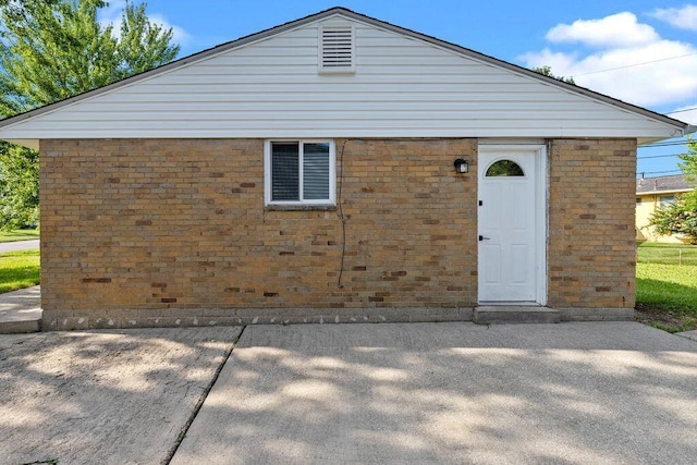1556 Vilardo Ln, Columbus, OH 43227 - view of outdoor structure