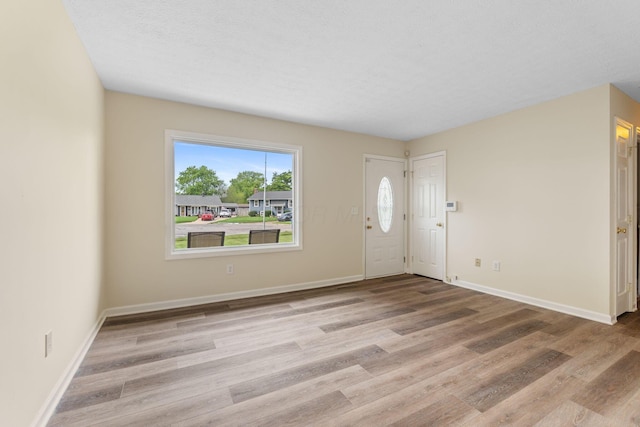 893 Aladdin Ct, Columbus, OH 43207 - entryway with wood finished floors and baseboards