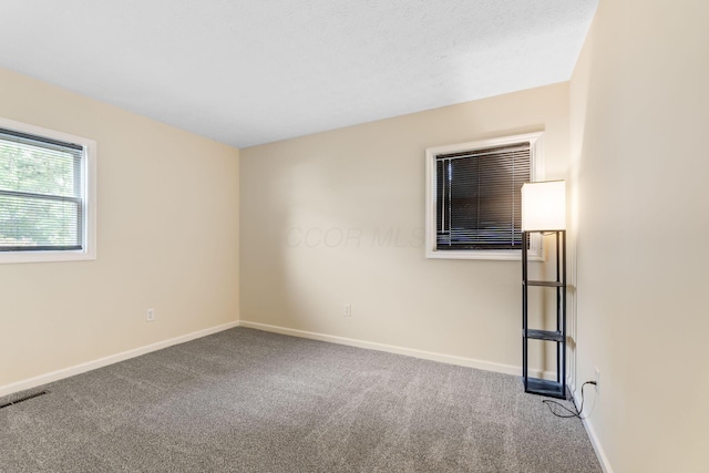 893 Aladdin Ct, Columbus, OH 43207 - empty room featuring carpet floors