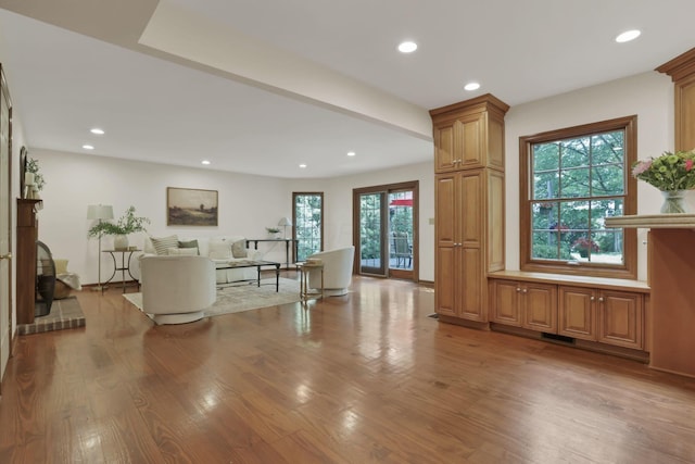 1100 Riva Ridge Blvd, Columbus, OH 43230 - living area with wood finished floors and recessed lighting