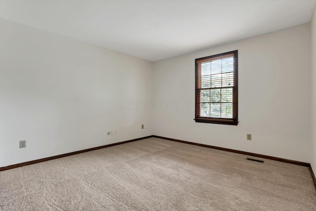 1100 Riva Ridge Blvd, Columbus, OH 43230 - empty room with carpet floors