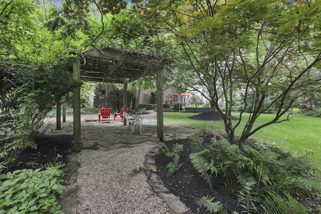 1100 Riva Ridge Blvd, Columbus, OH 43230 - view of grassy yard with a patio and a pergola