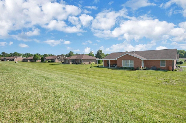 406 Aarika Dr, West Jefferson, OH 43162 - view of grassy yard