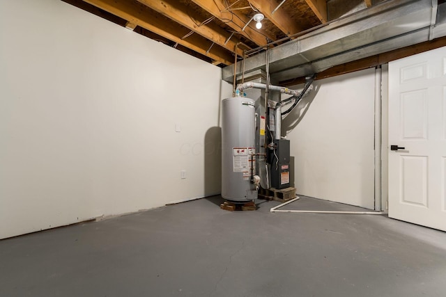 13900 Justin Rd, Utica, OH 43080 - unfinished basement with water heater