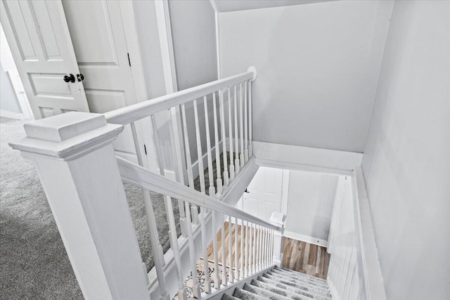 114 N 7th St, Newark, OH 43055 - stairs featuring carpet flooring