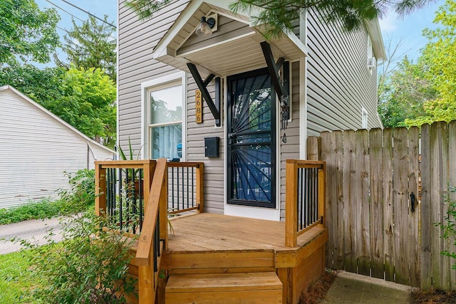 2686 Wicklow Rd, Columbus, OH 43204 - doorway to property with a deck