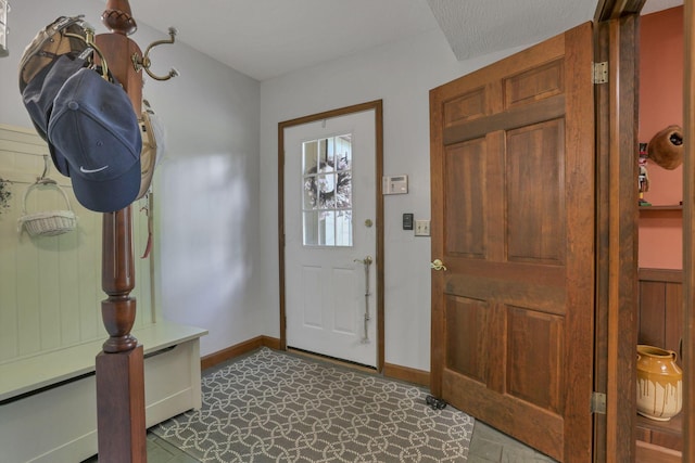 680 Rainbow Dr NW, Lancaster, OH 43130 - foyer entrance with baseboards