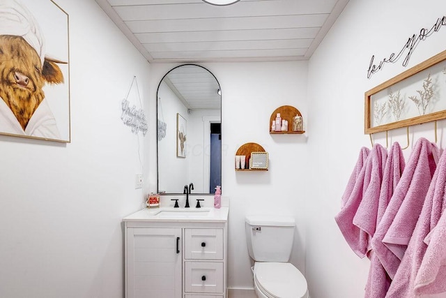 9710 Butcher Rd, Mount Vernon, OH 43050 - bathroom featuring vanity and toilet