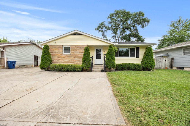 2468 Spaatz Ave, Columbus, OH 43204 - view of front of property with driveway