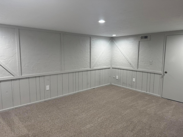 7771 Deercrest Ct, Dublin, OH 43016 - carpeted empty room featuring a textured wall and recessed lighting