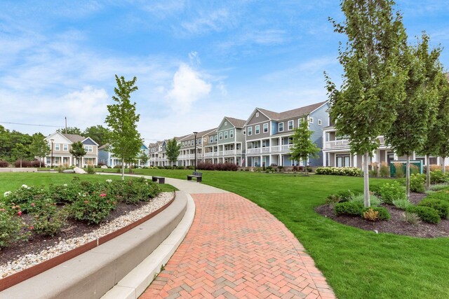 1232 N Grant Ave, Columbus, OH 43201 - view of community featuring a residential view and a lawn