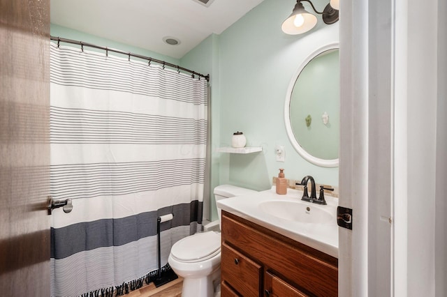 2566 Mcdaniel Ct, Grove City, OH 43123 - full bath with vanity and a shower with shower curtain