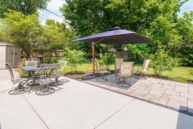 1780 Riverhill Rd, Columbus, OH 43221 - photo 30