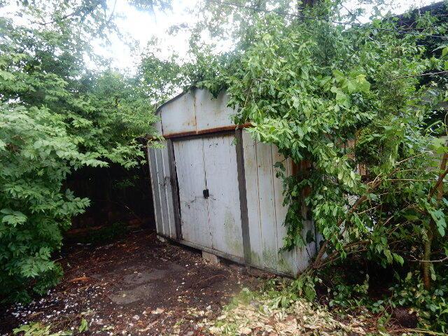 1549 Alpine Dr, Columbus, OH 43229 - view of shed