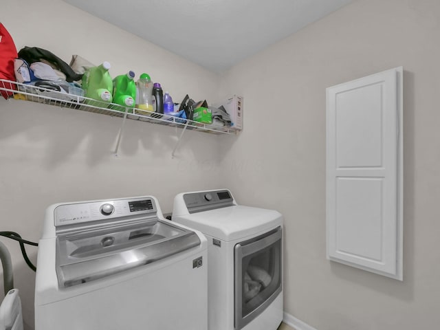 1235 Shagbark Rd, Columbus, OH 43230 - laundry area featuring independent washer and dryer