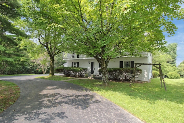 2399 Arabelle Dr NE, Lancaster, OH 43130 - obstructed view of property with a front yard and driveway