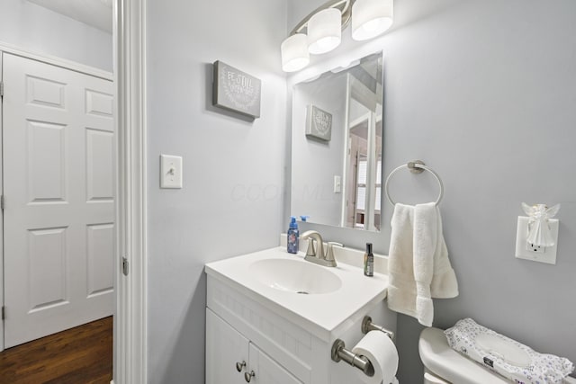 2931 Templeton Rd, Columbus, OH 43209 - bathroom with vanity and toilet