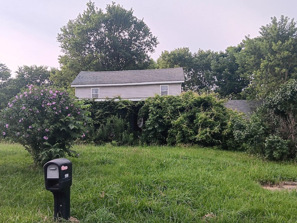 1590 Stemen Rd NW, Baltimore, OH 43105 - view of yard