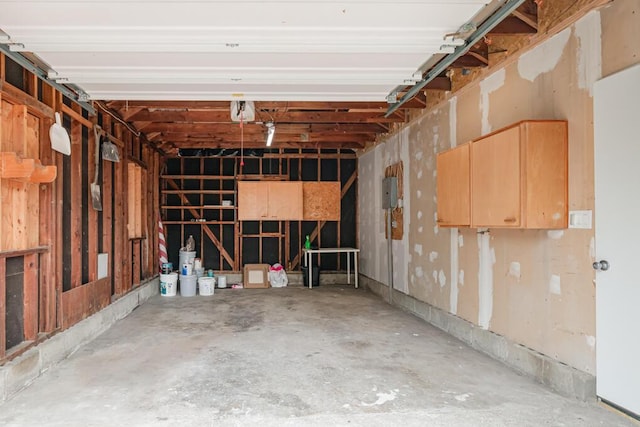 205 N Gould Rd, Columbus, OH 43209 - view of garage