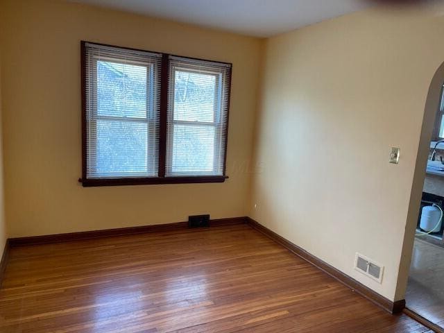 348 Acton Rd, Columbus, OH 43214 - photo 8