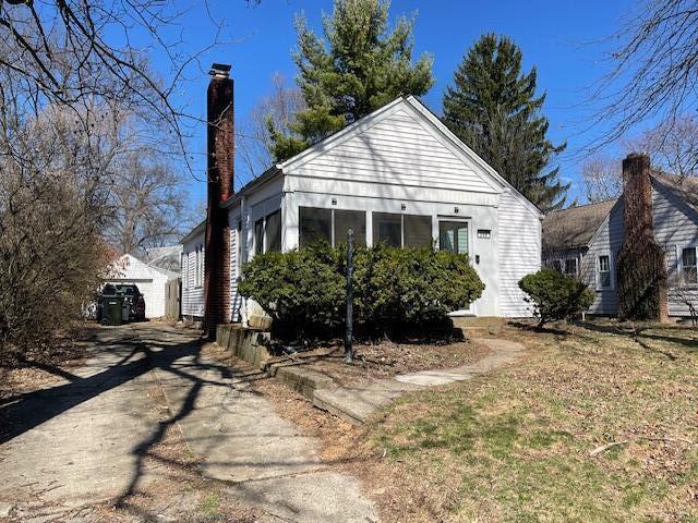 348 Acton Rd, Columbus, OH 43214 - photo 4