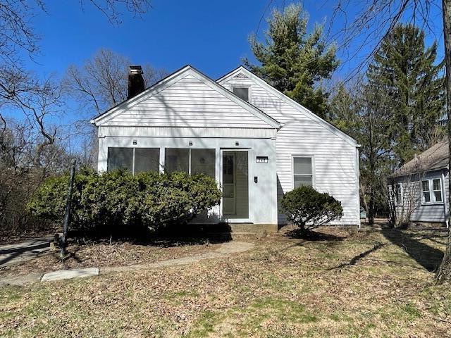 348 Acton Rd, Columbus, OH 43214 - photo 2