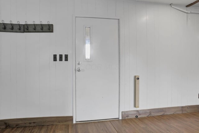 19 E 1st St, The Plains, OH 45780 - entrance foyer featuring wood finished floors