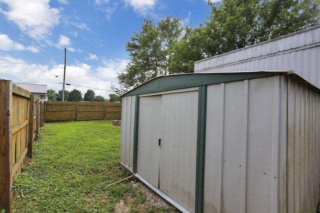 19 E 1st St, The Plains, OH 45780 - view of shed featuring a fenced backyard