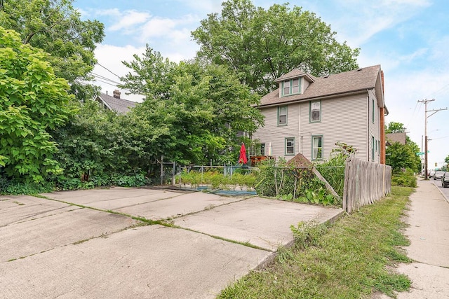 2521 Glenmawr Ave, Columbus, OH 43202 - view of traditional style home