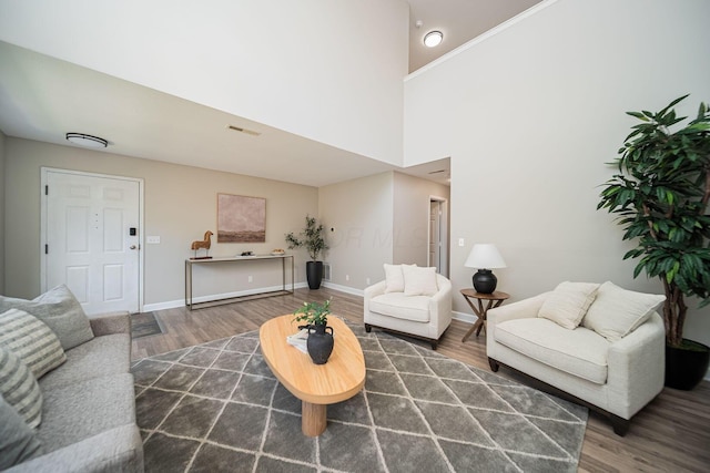 29 Victorian Gate Way, Columbus, OH 43215 - living room featuring wood finished floors and baseboards