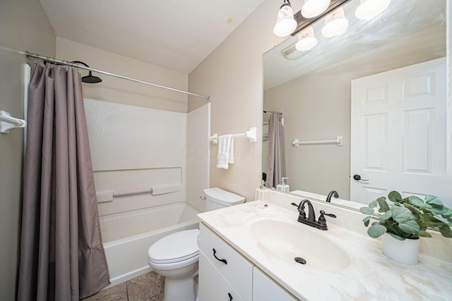 29 Victorian Gate Way, Columbus, OH 43215 - full bath with vanity, shower / tub combo, and tile patterned flooring