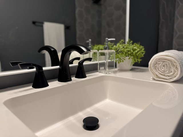 29 Victorian Gate Way, Columbus, OH 43215 - bathroom view of a sink