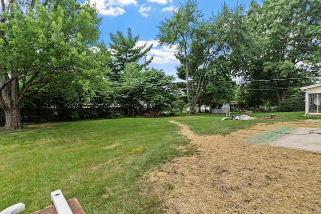 303 Rocky Fork Dr N, Columbus, OH 43230 - view of grassy yard