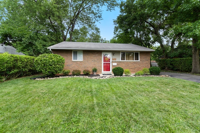 5176 Drivemere Rd, Hilliard, OH 43026 - photo 1