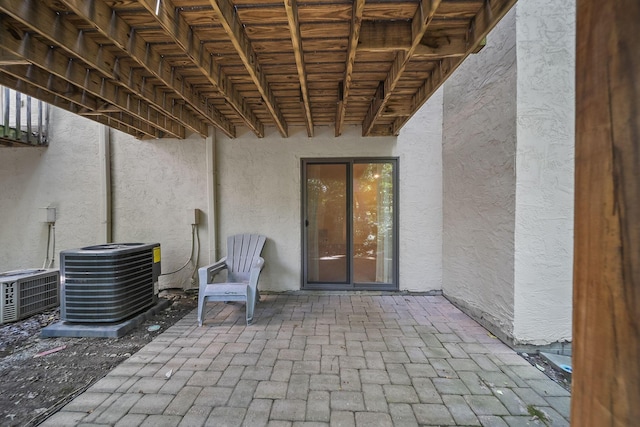 3254 Brookview Way Unit 15, Columbus, OH 43221 - view of patio