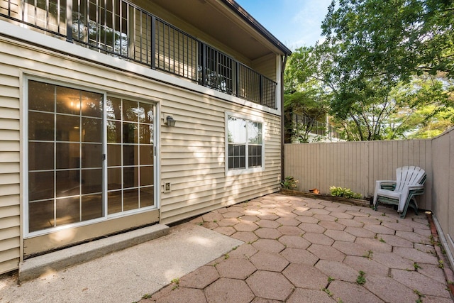 5110 Schuylkill St Unit 33-10, Columbus, OH 43220 - patio / terrace featuring a patio area