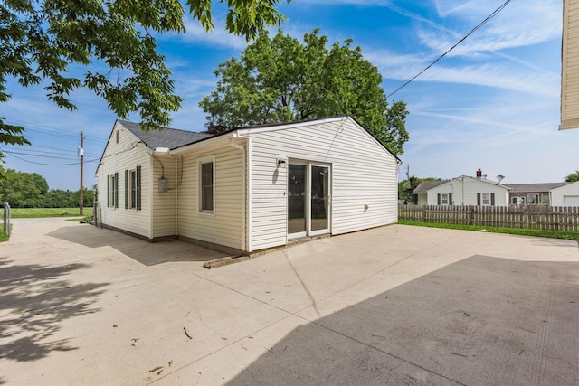 2929 El Paso Dr, Columbus, OH 43204 - photo 30