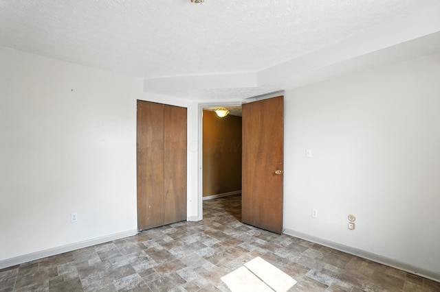617 Athens St, Columbus, OH 43204 - unfurnished room with baseboards and stone finish flooring