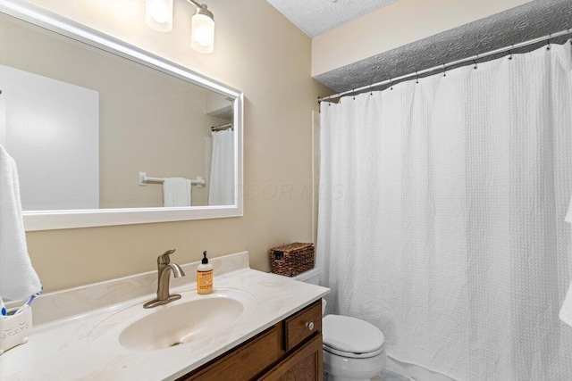 7107 Stone Ct, Columbus, OH 43235 - bathroom featuring vanity and a shower with shower curtain