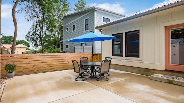 58 Lippert Ln, Buckeye Lake, OH 43008 - view of patio with outdoor dining space