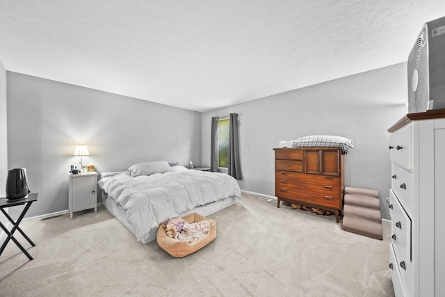 1290 Paddington Ct, Columbus, OH 43230 - bedroom with light colored carpet and baseboards