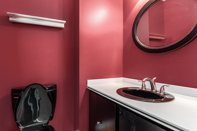 5613 Chowning Way, Columbus, OH 43213 - bathroom featuring vanity