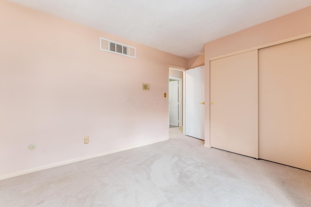 5613 Chowning Way, Columbus, OH 43213 - unfurnished bedroom featuring light carpet and a closet