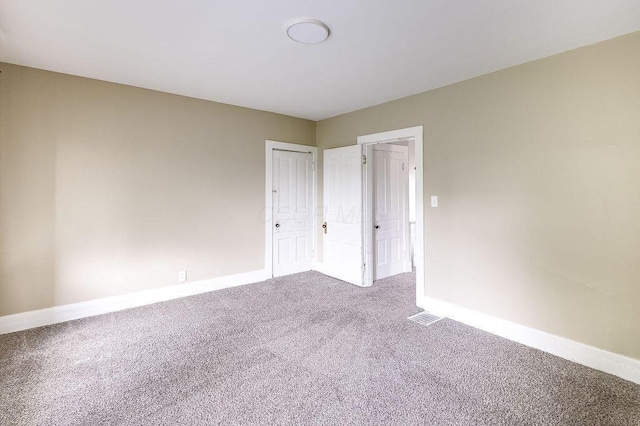 211 Buckingham St, Newark, OH 43055 - spare room with carpet and baseboards