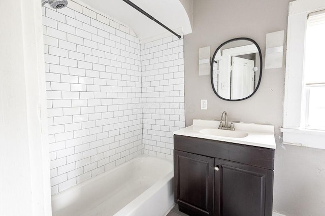 211 Buckingham St, Newark, OH 43055 - full bathroom with vanity and shower / washtub combination