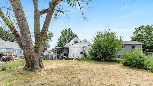 1822 W Mound St, Columbus, OH 43223 - view of yard