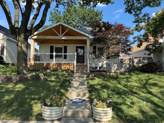 814 Oxley Rd, Columbus, OH 43212 - view of front of home with a porch and a front yard