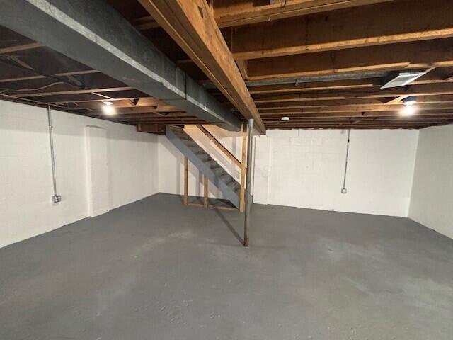 5299 Fullerton Dr, Columbus, OH 43232 - photo 34